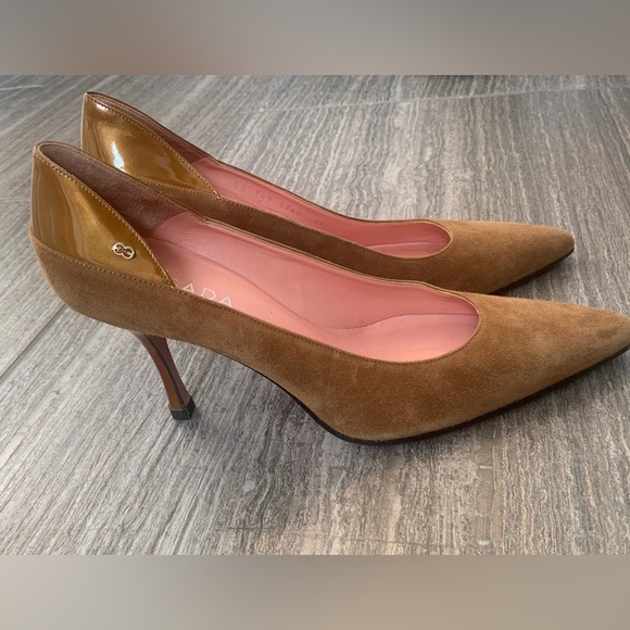 Escada Camel Suede Heels, Size 39 - Picture 2 of 8
